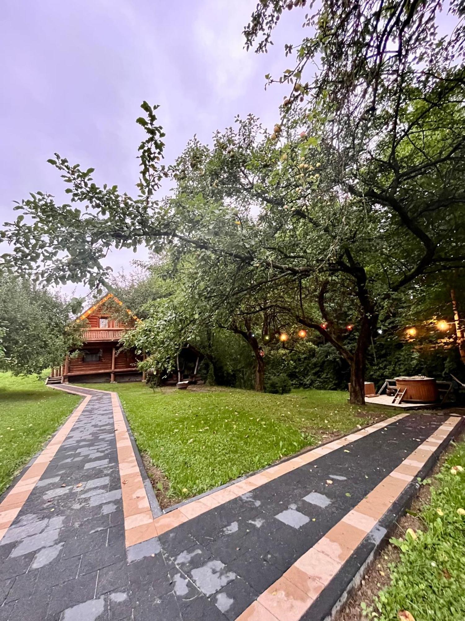 Тихий Куточок Villa Izki Eksteriør bilde